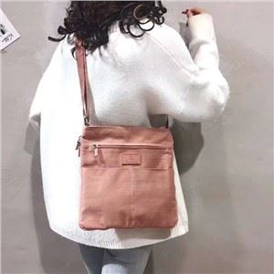 2020 Novo bolsa de ombro colorido de nylon macaron para mulheres