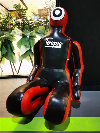 Boneco de boxe definitivo
